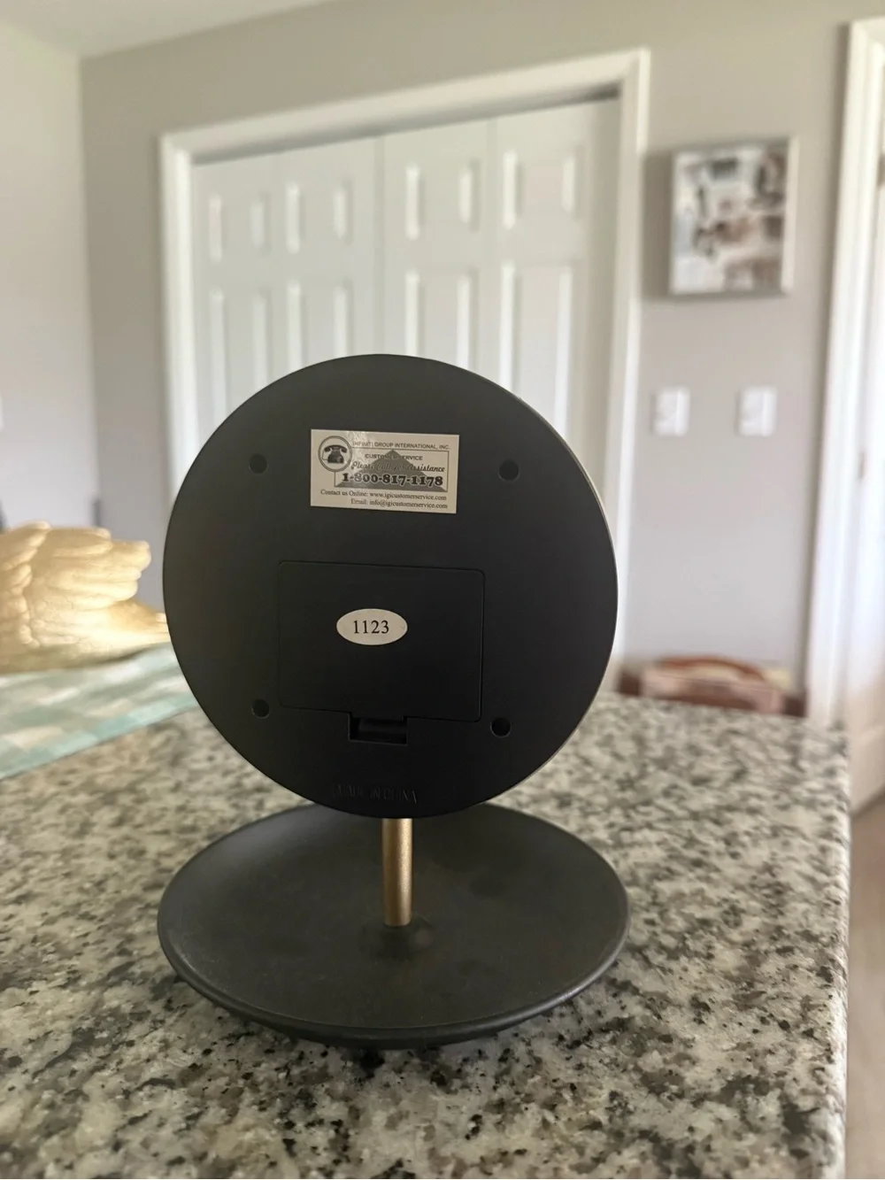 Vintage-Inspired Cream Table Clock with Black Base